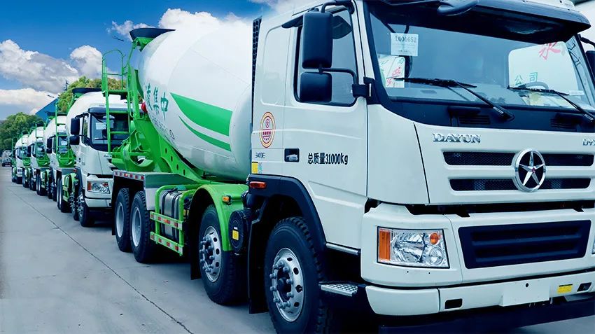 行家客戶一年內(nèi)入手幾十臺(tái)凌宇車(chē) 這次又看中“凌云”組合！