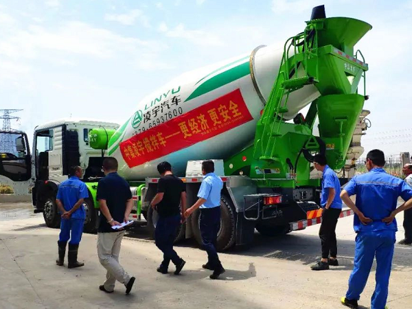 中集凌宇攪拌車全國巡展繼續(xù)：出征安徽，這一組合果然豪橫！