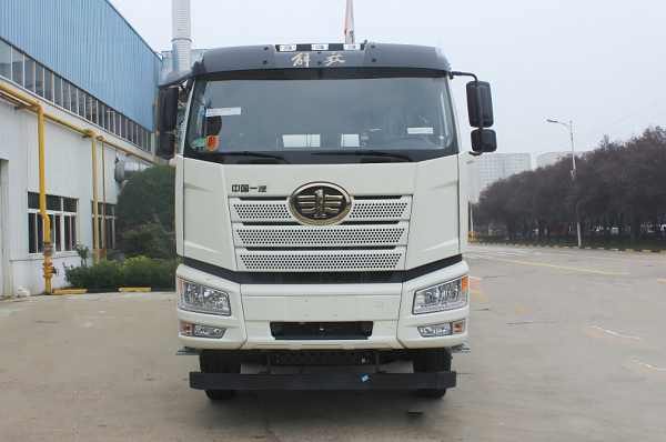 混動(dòng)攪拌車強(qiáng)勁優(yōu)勢詳解！攪拌車主新選擇！