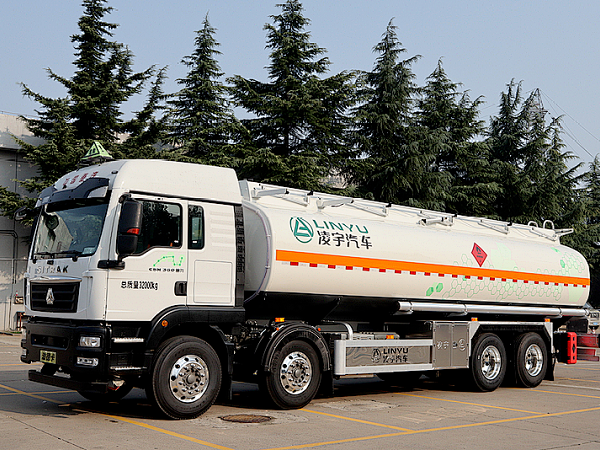 【2022“超虎想象”】凌宇全新液罐車，強(qiáng)勢來襲！