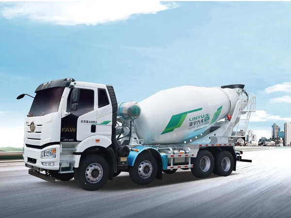 新突破，新里程！中集凌宇30臺(tái)法規(guī)版攪拌車交付貴州大客戶