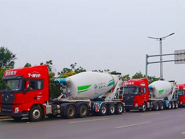 天氣炎熱，交付火熱，中集凌宇半掛攪拌車實(shí)力圈粉，“熱度”不減！